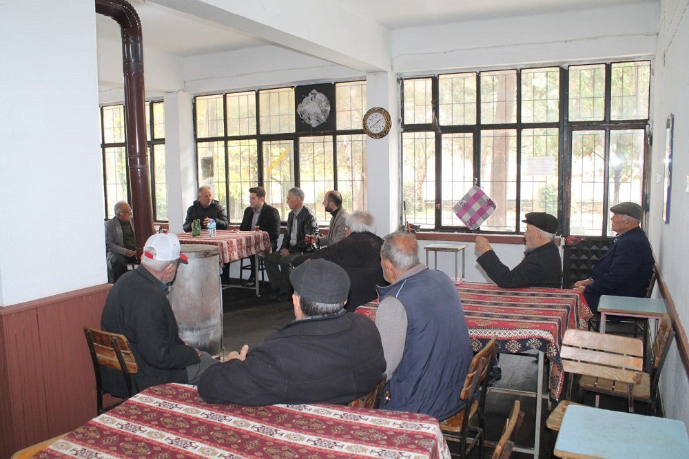 Kaymakamımız Sayın Muhammet ÖZTÜRK Poyrazlı Mahallesinde Kılınan Cuma Namazından Sonra Vatandaşlarla Bir Araya Geldi